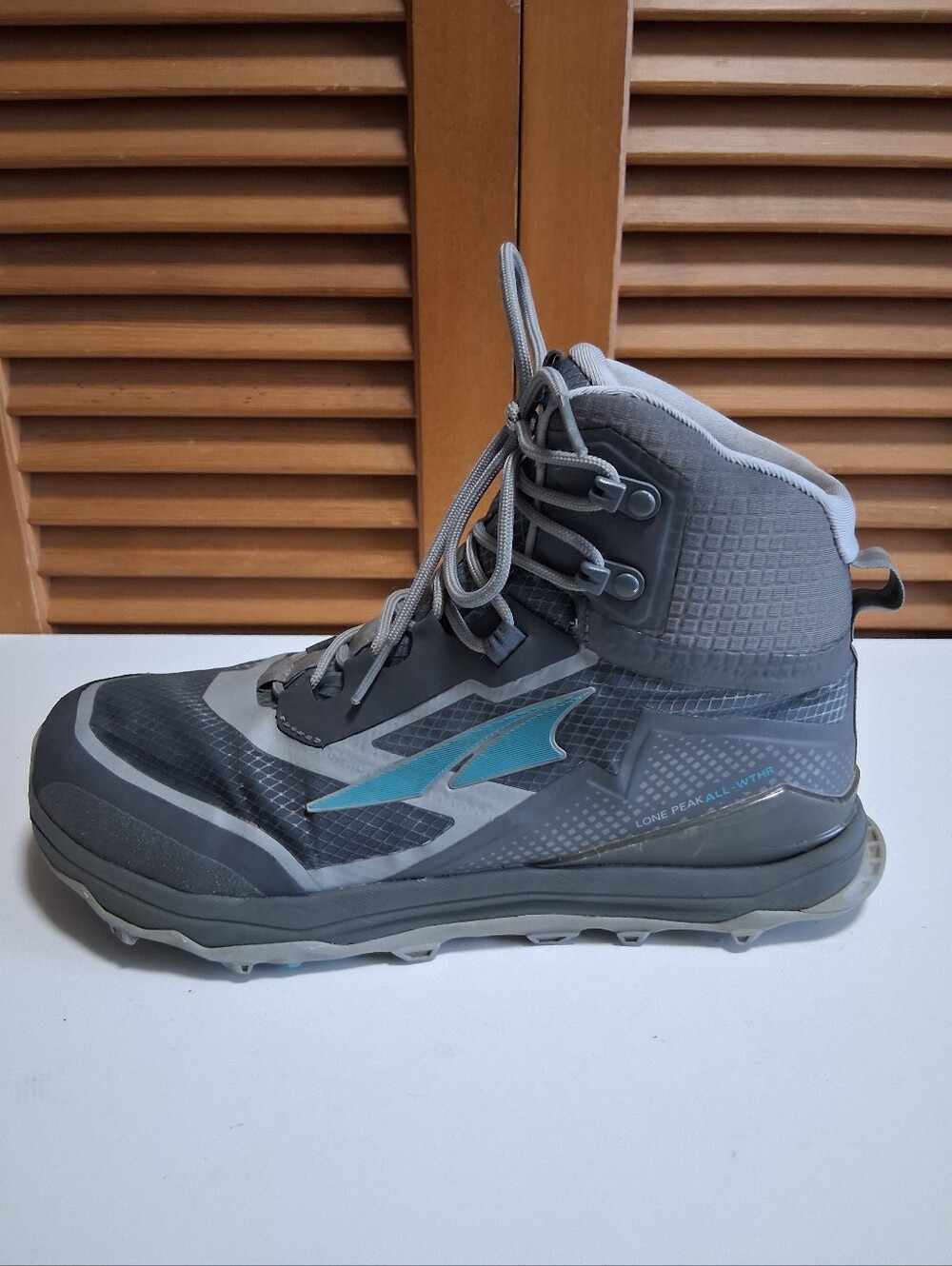 Altra Lone Peak All-WTHR Mid Hiking Boots - Women's Size 9.5